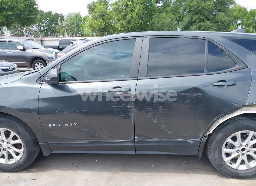 Photo 15 of 2020 Chevrolet Equinox FWD LS (VIN 2GNAXHEV2L6278338)
