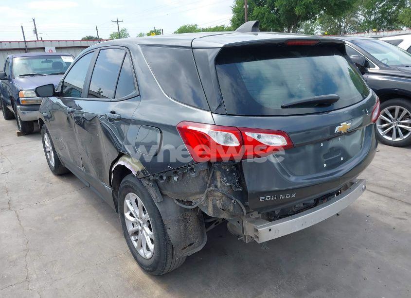 Photo 3 of 2020 Chevrolet Equinox FWD LS (VIN 2GNAXHEV2L6278338)