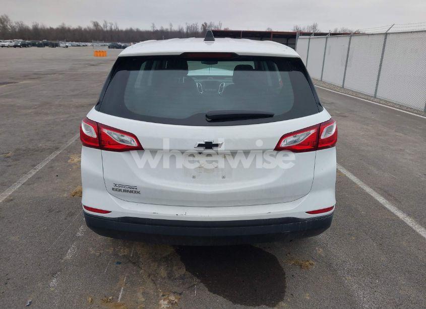 Photo 16 of 2021 Chevrolet Equinox FWD LS (VIN 2GNAXHEV2M6139330)