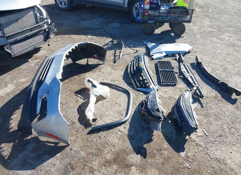 Photo 12 of 2022 Chevrolet Equinox FWD LS (VIN 2GNAXHEV2N6101937)