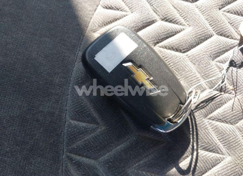 Photo 11 of 2022 Chevrolet Equinox FWD LS (VIN 2GNAXHEV2N6120200)