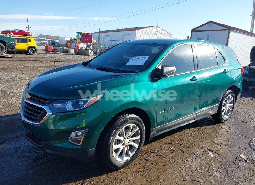 Photo 2 of 2018 Chevrolet Equinox LS (VIN 2GNAXHEV3J6160490)