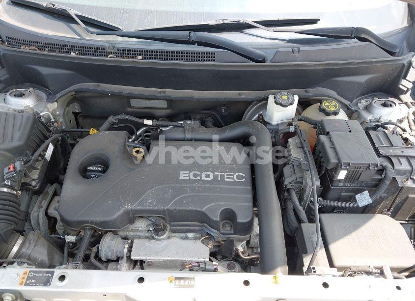 Photo 10 of 2018 Chevrolet Equinox LS (VIN 2GNAXHEV3J6228769)