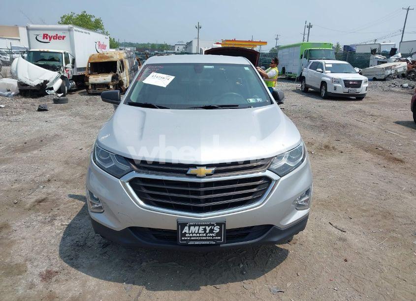 Photo 13 of 2018 Chevrolet Equinox LS (VIN 2GNAXHEV3J6228769)