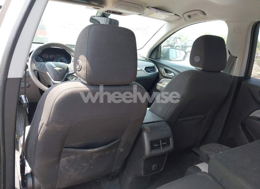 Photo 22 of 2018 Chevrolet Equinox LS (VIN 2GNAXHEV3J6228769)