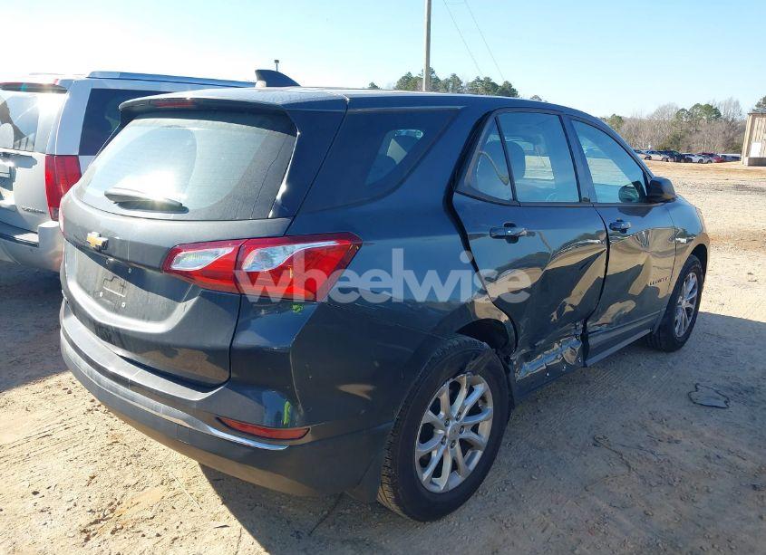 Photo 4 of 2018 Chevrolet Equinox LS (VIN 2GNAXHEV3J6288924)