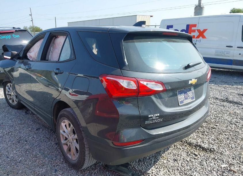Photo 3 of 2019 Chevrolet Equinox LS (VIN 2GNAXHEV3K6137292)