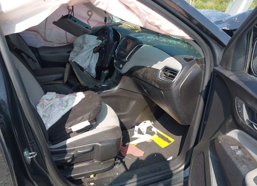 Photo 5 of 2019 Chevrolet Equinox LS (VIN 2GNAXHEV3K6137292)