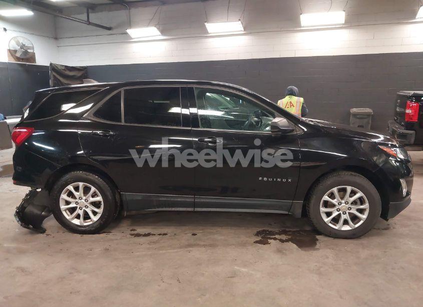 Photo 13 of 2019 Chevrolet Equinox LS (VIN 2GNAXHEV3K6252166)
