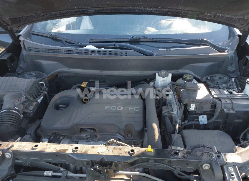 Photo 10 of 2020 Chevrolet Equinox FWD LS (VIN 2GNAXHEV3L6105976)