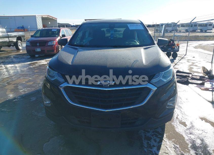 Photo 12 of 2020 Chevrolet Equinox FWD LS (VIN 2GNAXHEV3L6105976)