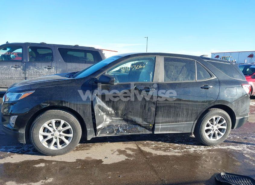 Photo 14 of 2020 Chevrolet Equinox FWD LS (VIN 2GNAXHEV3L6105976)