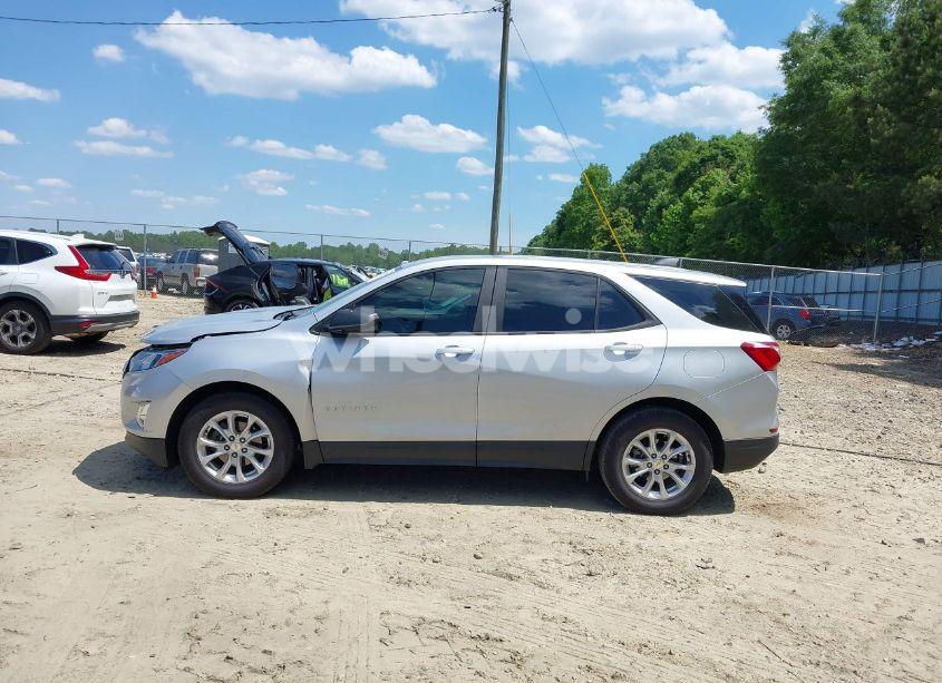 Photo 13 of 2020 Chevrolet Equinox FWD LS (VIN 2GNAXHEV3L6173341)