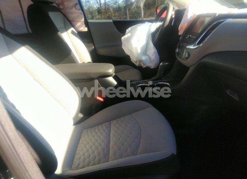 Photo 5 of 2018 Chevrolet Equinox LS (VIN 2GNAXHEV4J6119155)