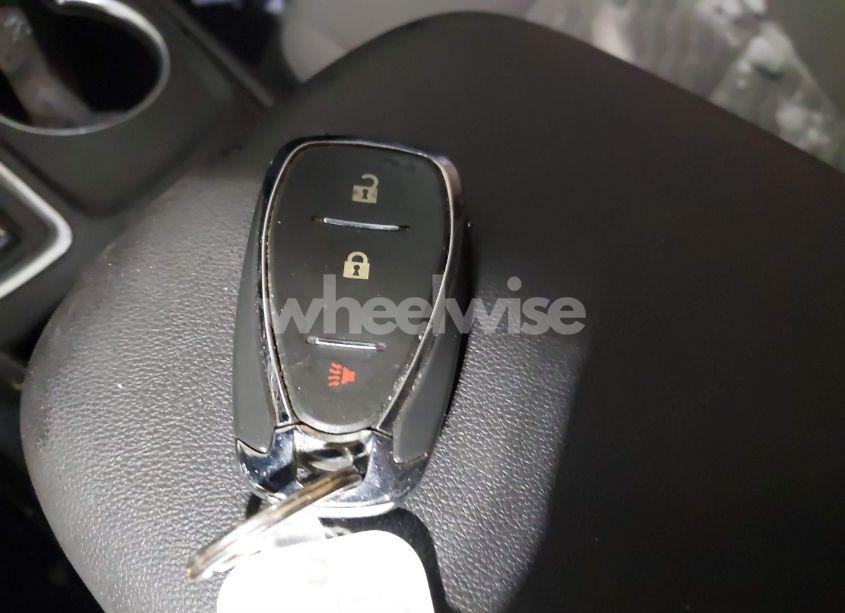 Photo 11 of 2018 Chevrolet Equinox LS (VIN 2GNAXHEV4J6215819)