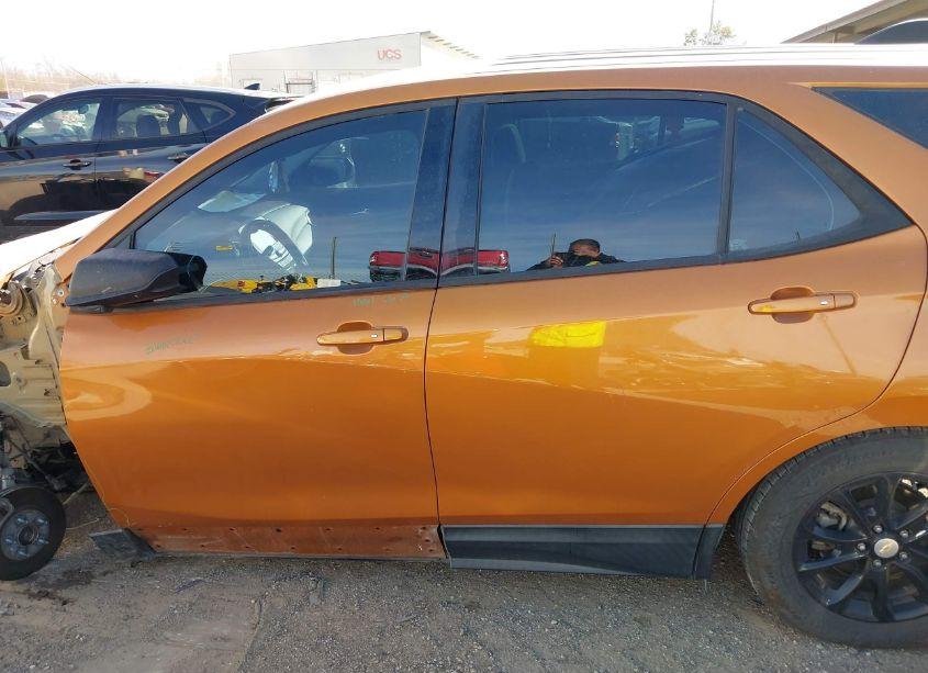 Photo 15 of 2018 Chevrolet Equinox LS (VIN 2GNAXHEV4J6258556)