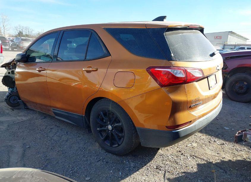 Photo 3 of 2018 Chevrolet Equinox LS (VIN 2GNAXHEV4J6258556)