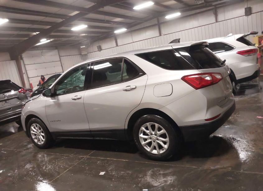 Photo 14 of 2019 Chevrolet Equinox LS (VIN 2GNAXHEV4K6119030)