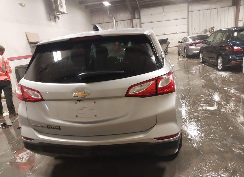 Photo 16 of 2019 Chevrolet Equinox LS (VIN 2GNAXHEV4K6119030)