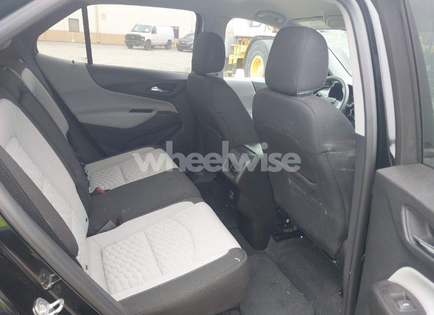 Photo 8 of 2019 Chevrolet Equinox LS (VIN 2GNAXHEV4K6188574)