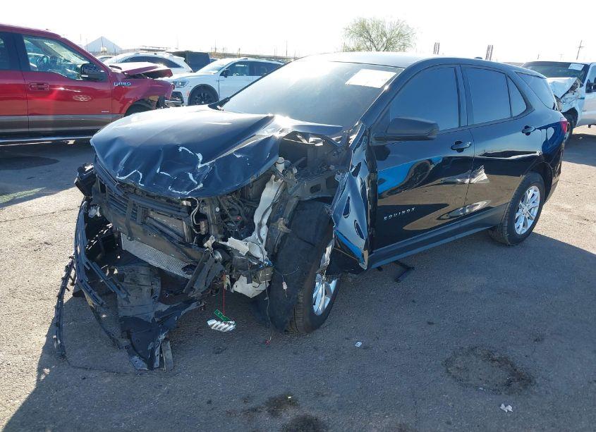 Photo 2 of 2019 Chevrolet Equinox LS (VIN 2GNAXHEV4K6293504)