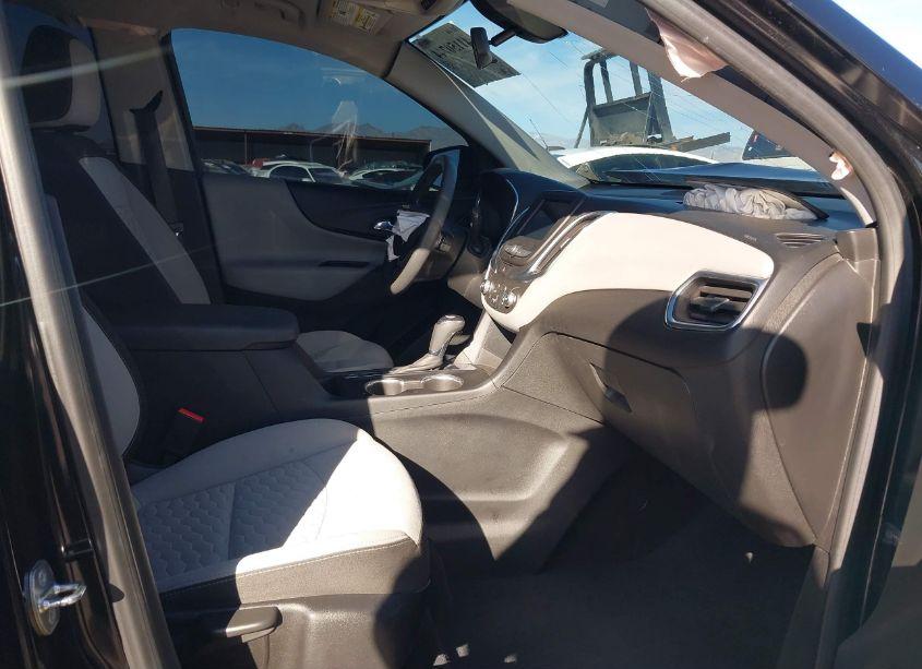Photo 5 of 2019 Chevrolet Equinox LS (VIN 2GNAXHEV4K6293504)