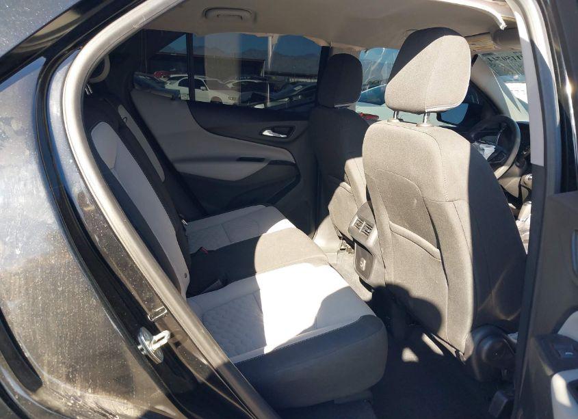 Photo 8 of 2019 Chevrolet Equinox LS (VIN 2GNAXHEV4K6293504)