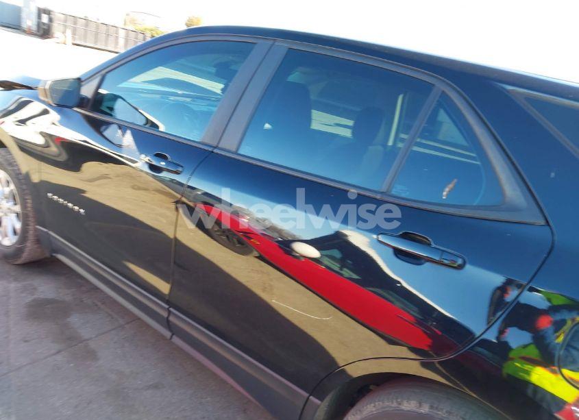 Photo 14 of 2020 Chevrolet Equinox FWD LS (VIN 2GNAXHEV4L6151980)