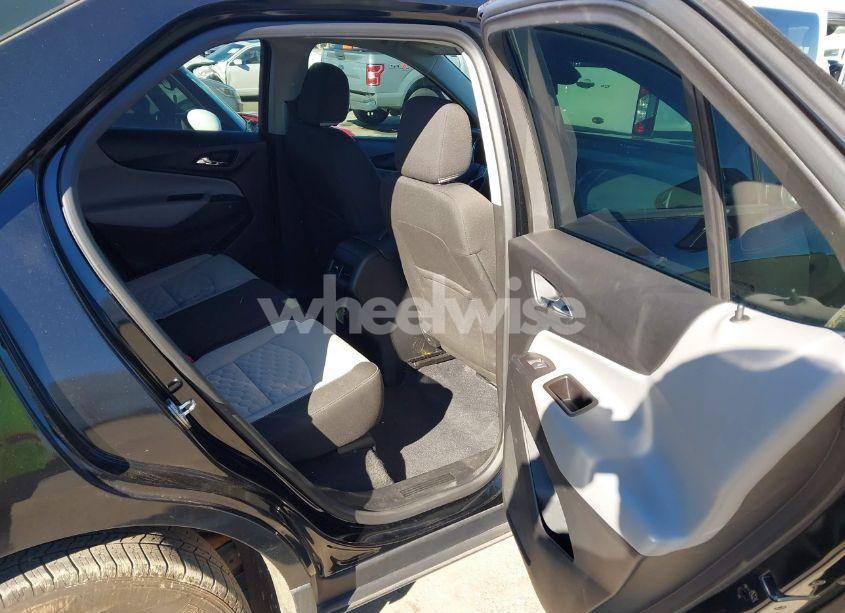 Photo 8 of 2020 Chevrolet Equinox FWD LS (VIN 2GNAXHEV4L6151980)