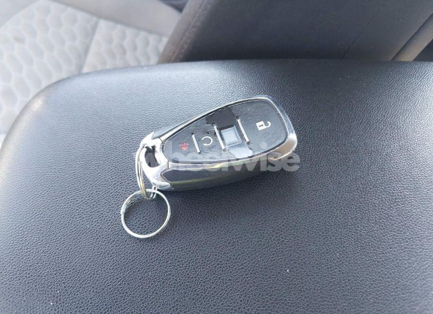 Photo 11 of 2020 Chevrolet Equinox FWD LS (VIN 2GNAXHEV4L6205911)