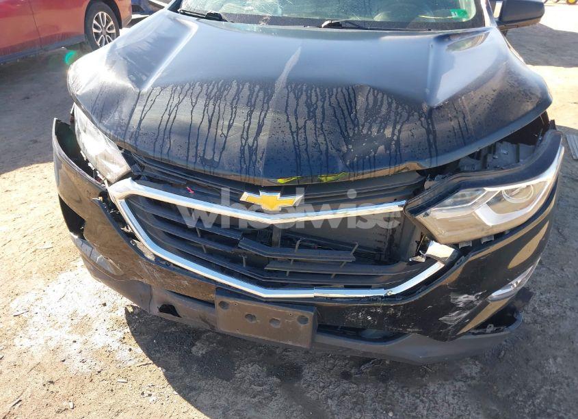 Photo 6 of 2020 Chevrolet Equinox FWD LS (VIN 2GNAXHEV4L6205911)
