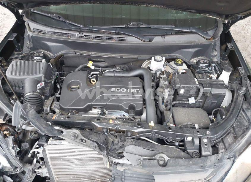 Photo 10 of 2020 Chevrolet Equinox FWD LS (VIN 2GNAXHEV4L6270953)