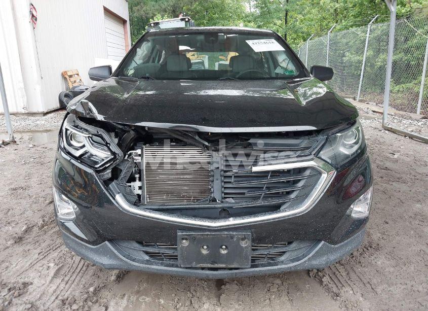 Photo 6 of 2020 Chevrolet Equinox FWD LS (VIN 2GNAXHEV4L6270953)