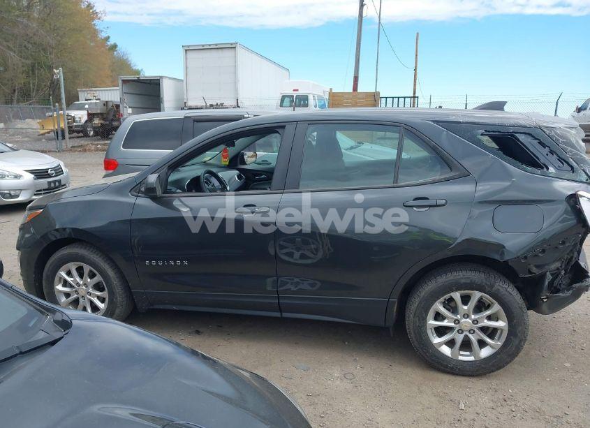 Photo 13 of 2020 Chevrolet Equinox FWD LS (VIN 2GNAXHEV4L6273674)