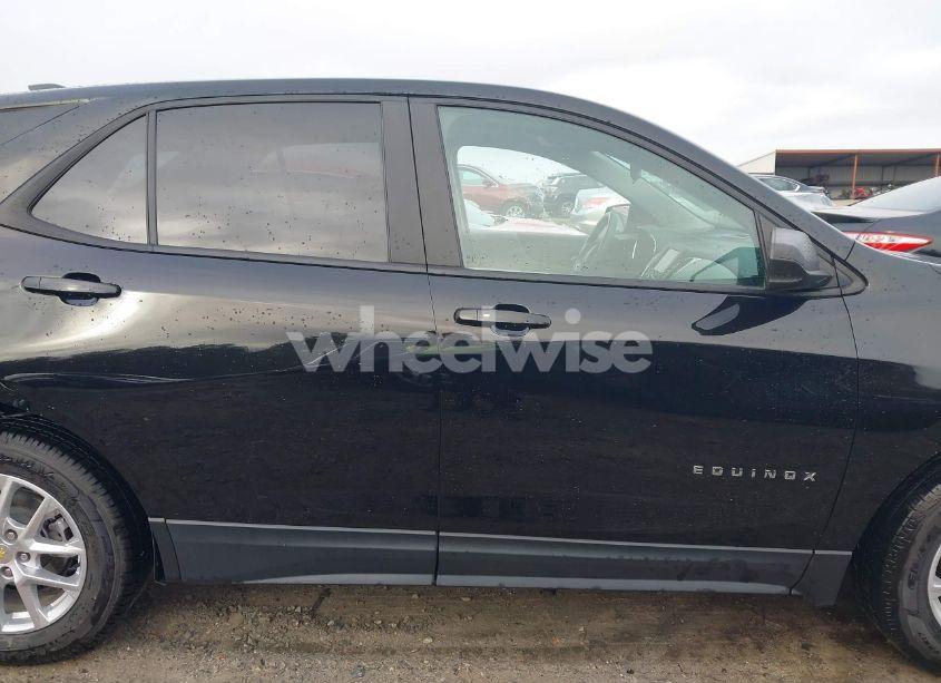 Photo 13 of 2022 Chevrolet Equinox FWD LS (VIN 2GNAXHEV4N6145860)