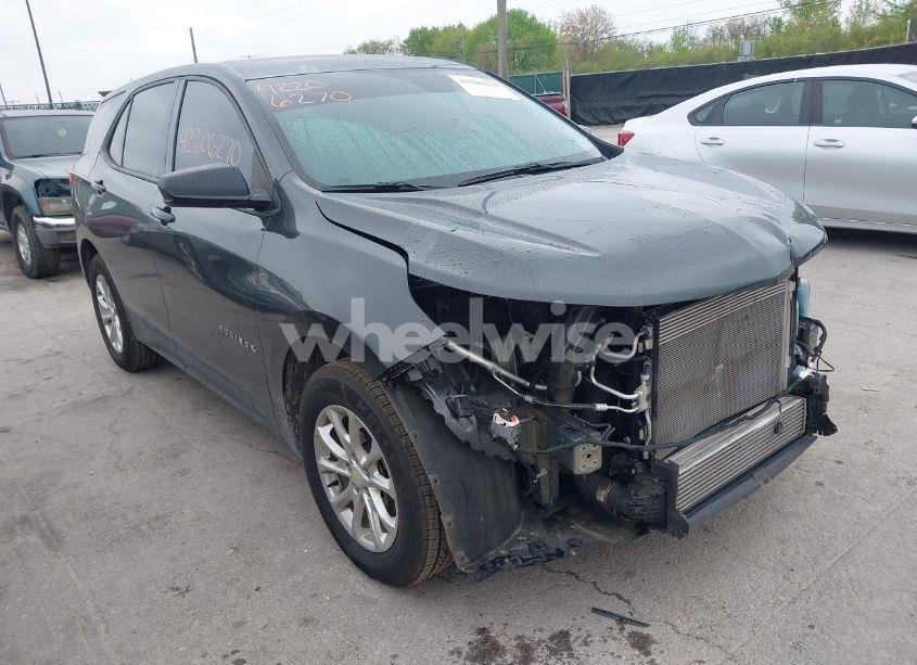 2018 Chevrolet Equinox LS (VIN 2GNAXHEV5J6119441) main photo