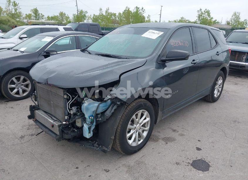 Photo 2 of 2018 Chevrolet Equinox LS (VIN 2GNAXHEV5J6119441)