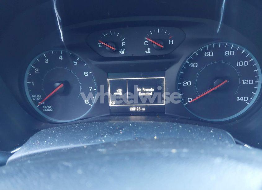 Photo 15 of 2018 Chevrolet Equinox LS (VIN 2GNAXHEV5J6226716)