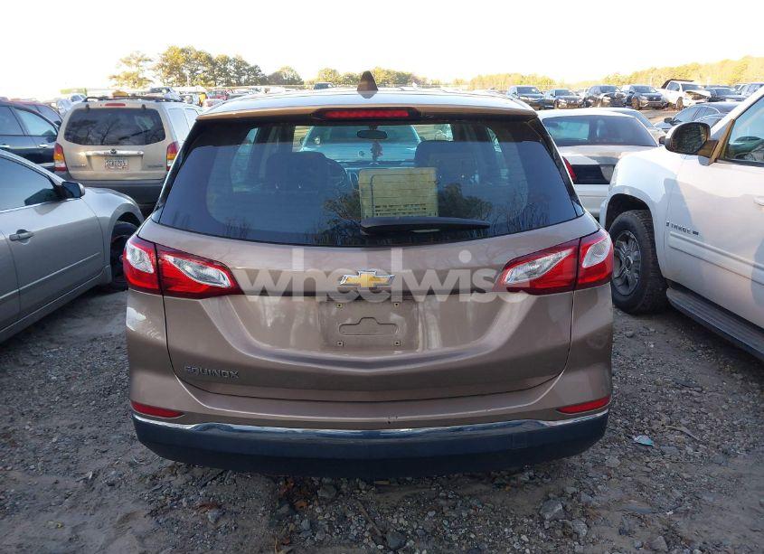 Photo 16 of 2018 Chevrolet Equinox LS (VIN 2GNAXHEV5J6226716)