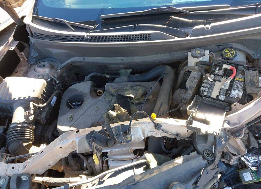 Photo 10 of 2018 Chevrolet Equinox LS (VIN 2GNAXHEV5J6244200)