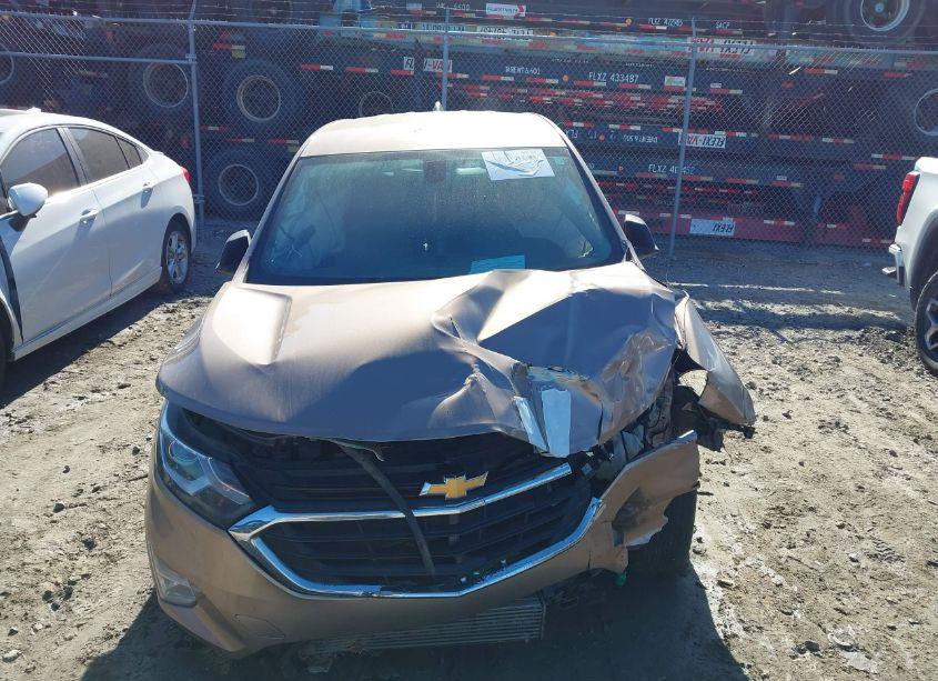 Photo 12 of 2018 Chevrolet Equinox LS (VIN 2GNAXHEV5J6244200)