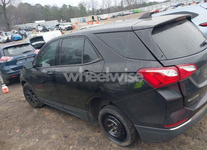 Photo 14 of 2018 Chevrolet Equinox LS (VIN 2GNAXHEV5J6268920)