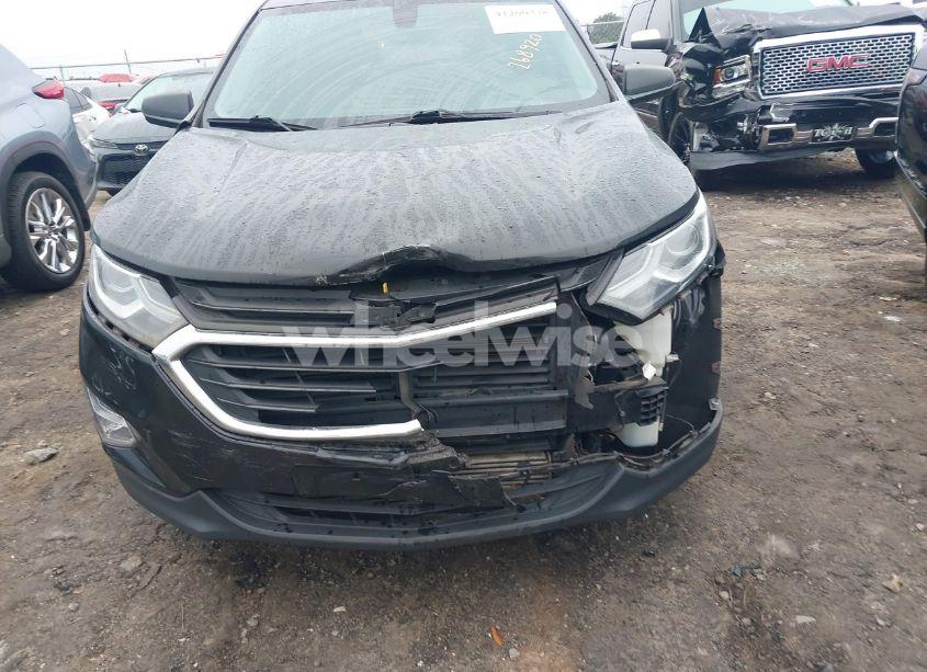 Photo 6 of 2018 Chevrolet Equinox LS (VIN 2GNAXHEV5J6268920)