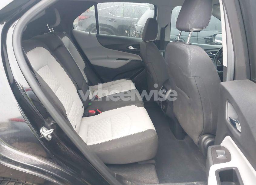 Photo 8 of 2018 Chevrolet Equinox LS (VIN 2GNAXHEV5J6268920)