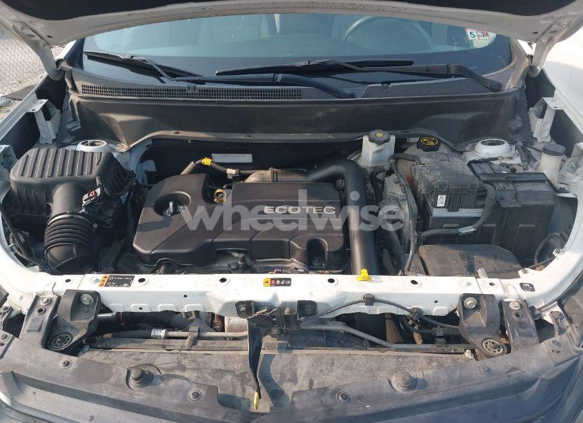 Photo 10 of 2018 Chevrolet Equinox LS (VIN 2GNAXHEV5J6324399)