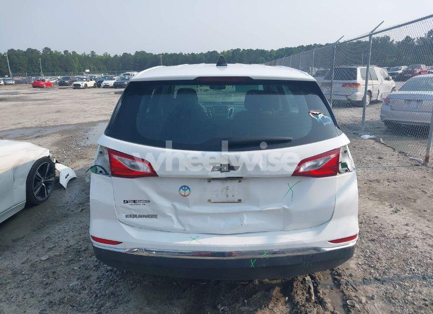 Photo 16 of 2018 Chevrolet Equinox LS (VIN 2GNAXHEV5J6324399)