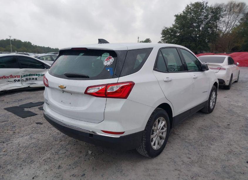 Photo 4 of 2018 Chevrolet Equinox LS (VIN 2GNAXHEV5J6331093)
