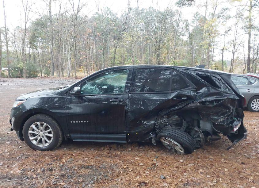 Photo 15 of 2019 Chevrolet Equinox LS (VIN 2GNAXHEV5K6127301)