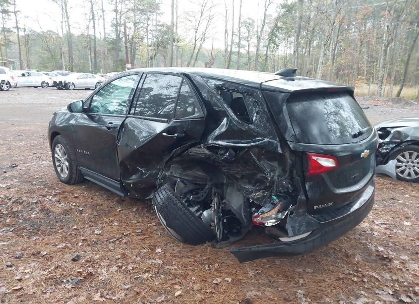 Photo 3 of 2019 Chevrolet Equinox LS (VIN 2GNAXHEV5K6127301)