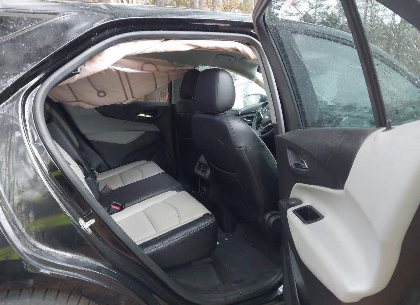 Photo 8 of 2019 Chevrolet Equinox LS (VIN 2GNAXHEV5K6127301)